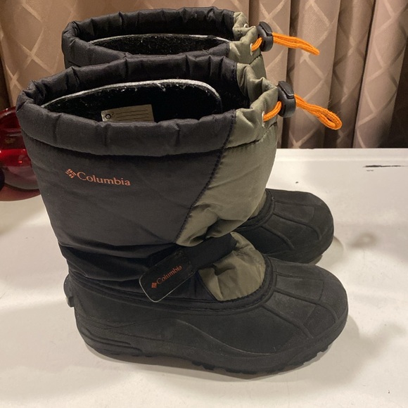 Columbia Boys Snow Rain Boots with Removable Lining, Size 4 - Picture 3 of 7